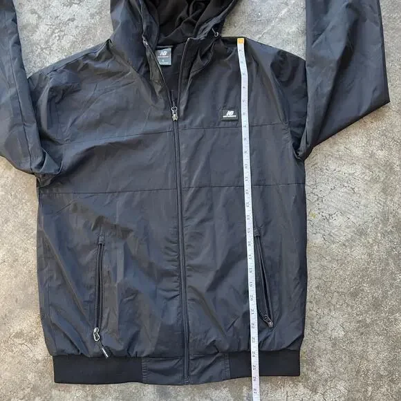 New Balance Windbreaker Jacket Men S Small Black Hooded Full Zip Ripstop Running - Picture 7 of 8